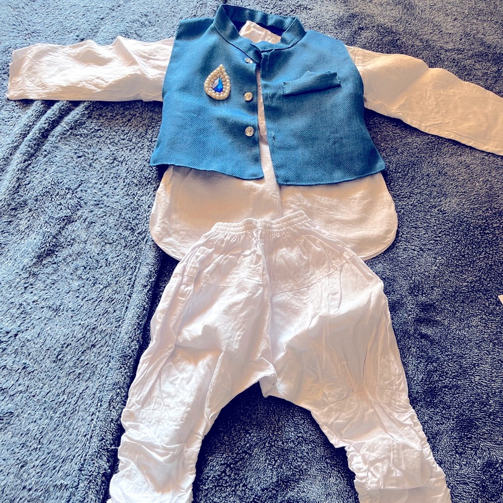 3- piece Indian kurta, pyjama & vest